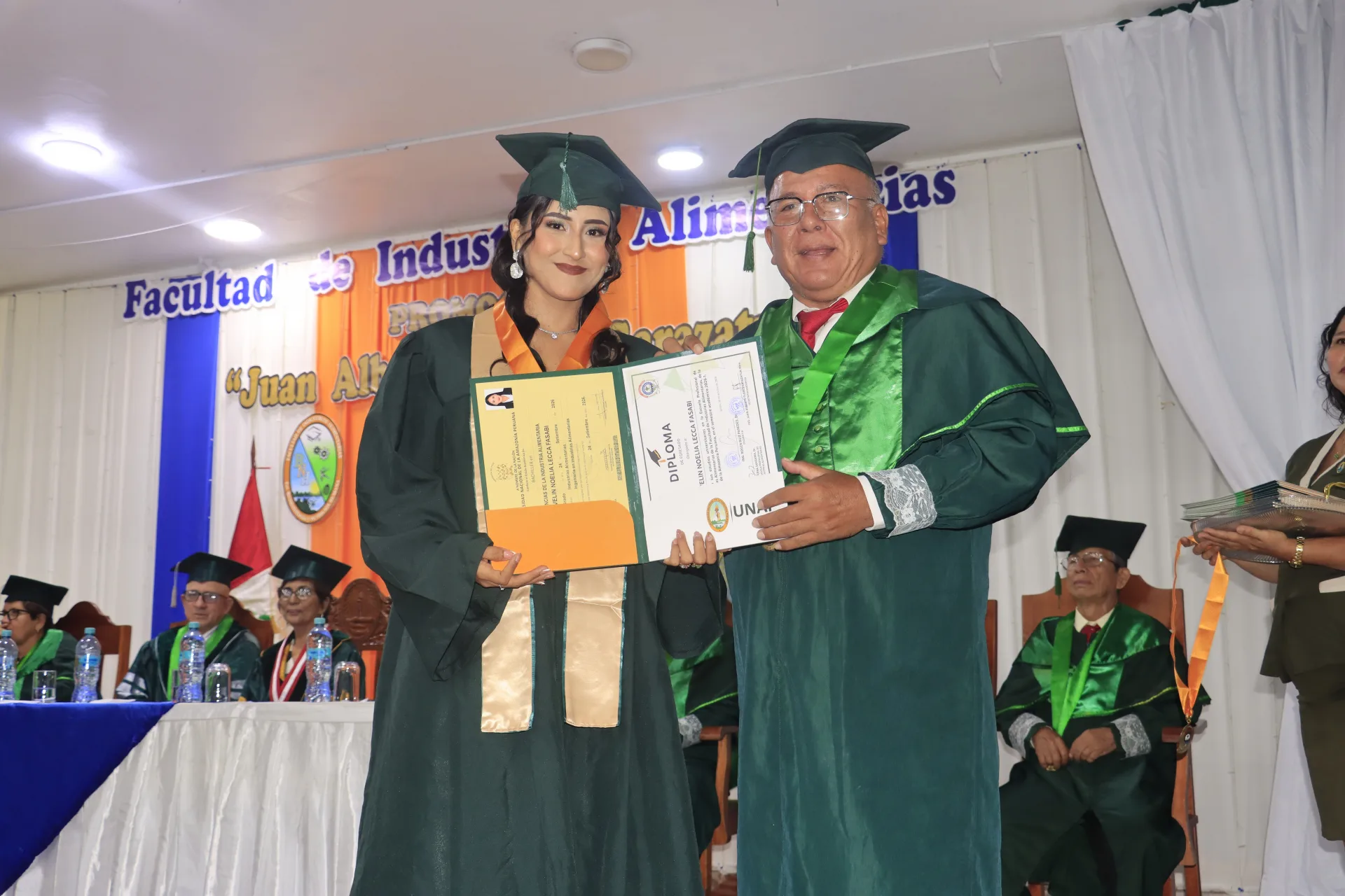 FACULTAD DE INDUSTRIAS ALIMENTARIAS DE LA UNAP CELEBRÓ LA GRADUACIÓN DE 36 NUEVOS PROFESIONALES