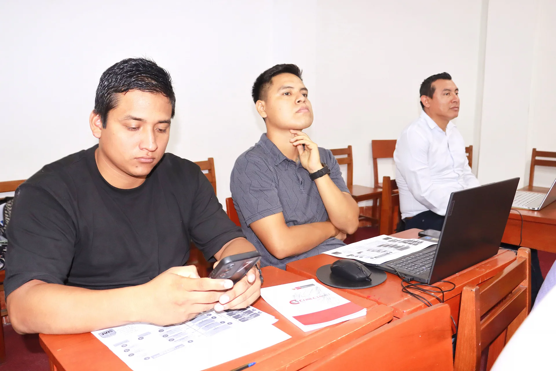 ¡ÉXITO EN LA CAPACITACIÓN INSTITUCIONAL: COMUNIDAD UNAP FORTALECE SUS COMPETENCIAS EN GESTIÓN PÚBLICA!