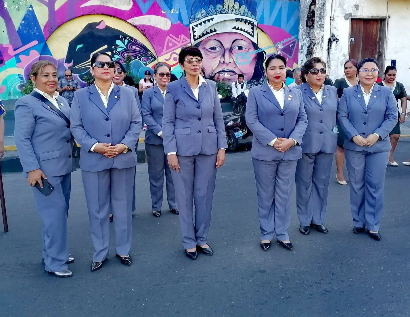 Facultad de Enfermería de la UNAP inicia celebración por su 55° aniversario con participación en desfile Cívico Militar