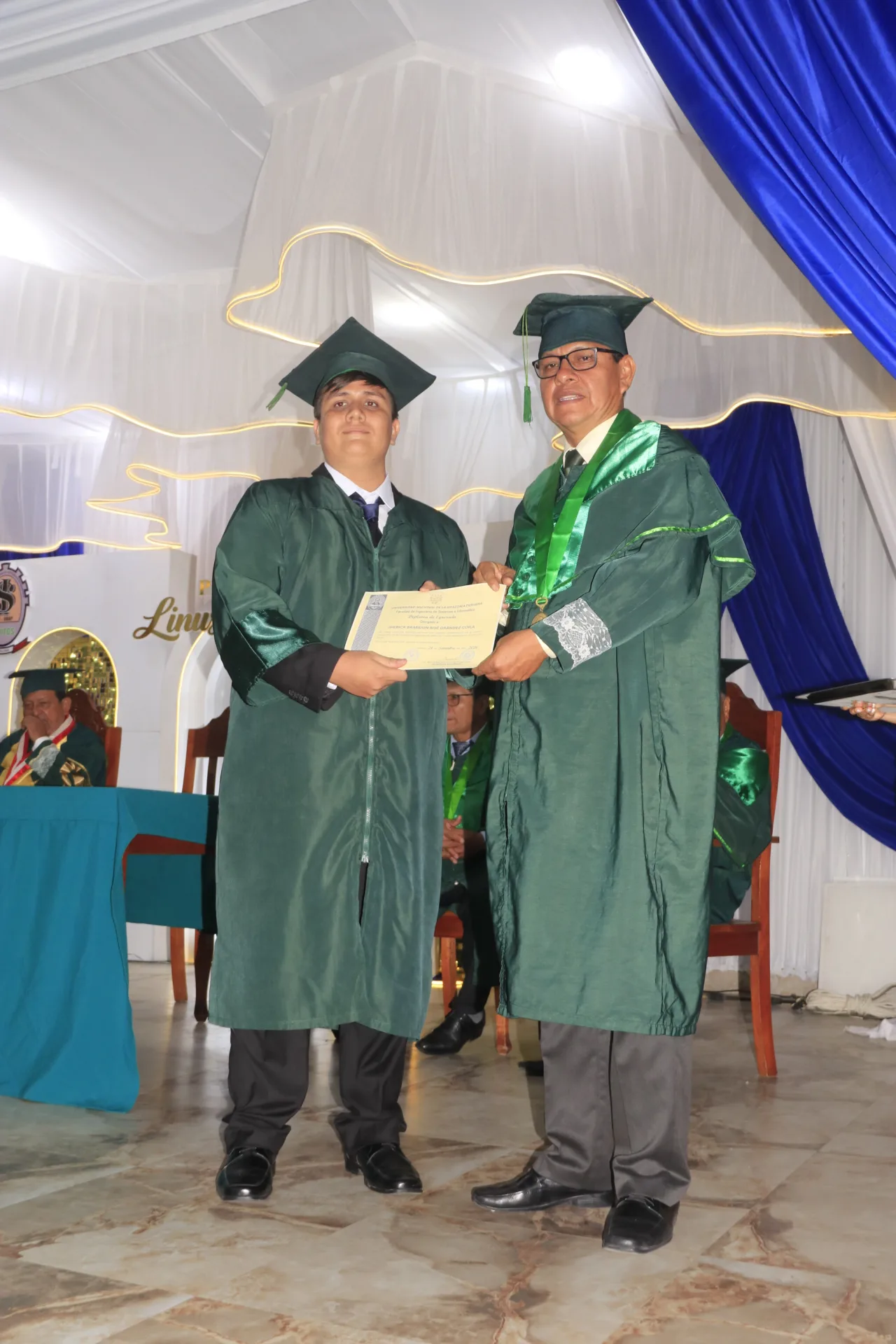 CEREMONIA DE COLACIÓN DE GRADO DE LA FACULTAD DE INGENIERÍA DE SISTEMAS E INFORMÁTICA DE LA UNAP