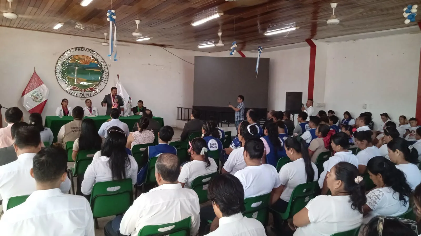 Municipalidad Provincial de Ucayali distingue al rector de la UNAP, Dr. Rodil Tello Espinoza, como hijo predilecto de la provincia