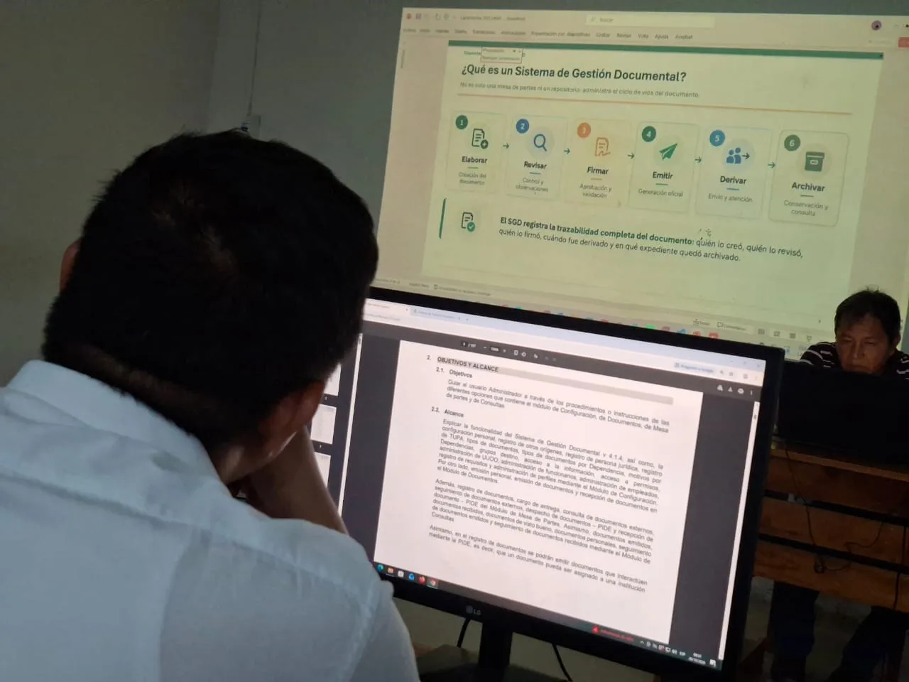 UNAP INICIA CAPACITACIONES EN EL SISTEMA DE GESTIÓN DOCUMENTAL PARA AVANZAR HACIA UNA ADMINISTRACIÓN SIN PAPEL