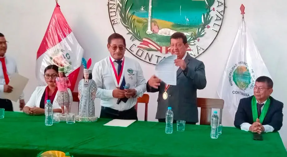 Municipalidad Provincial de Ucayali distingue al rector de la UNAP, Dr. Rodil Tello Espinoza, como hijo predilecto de la provincia