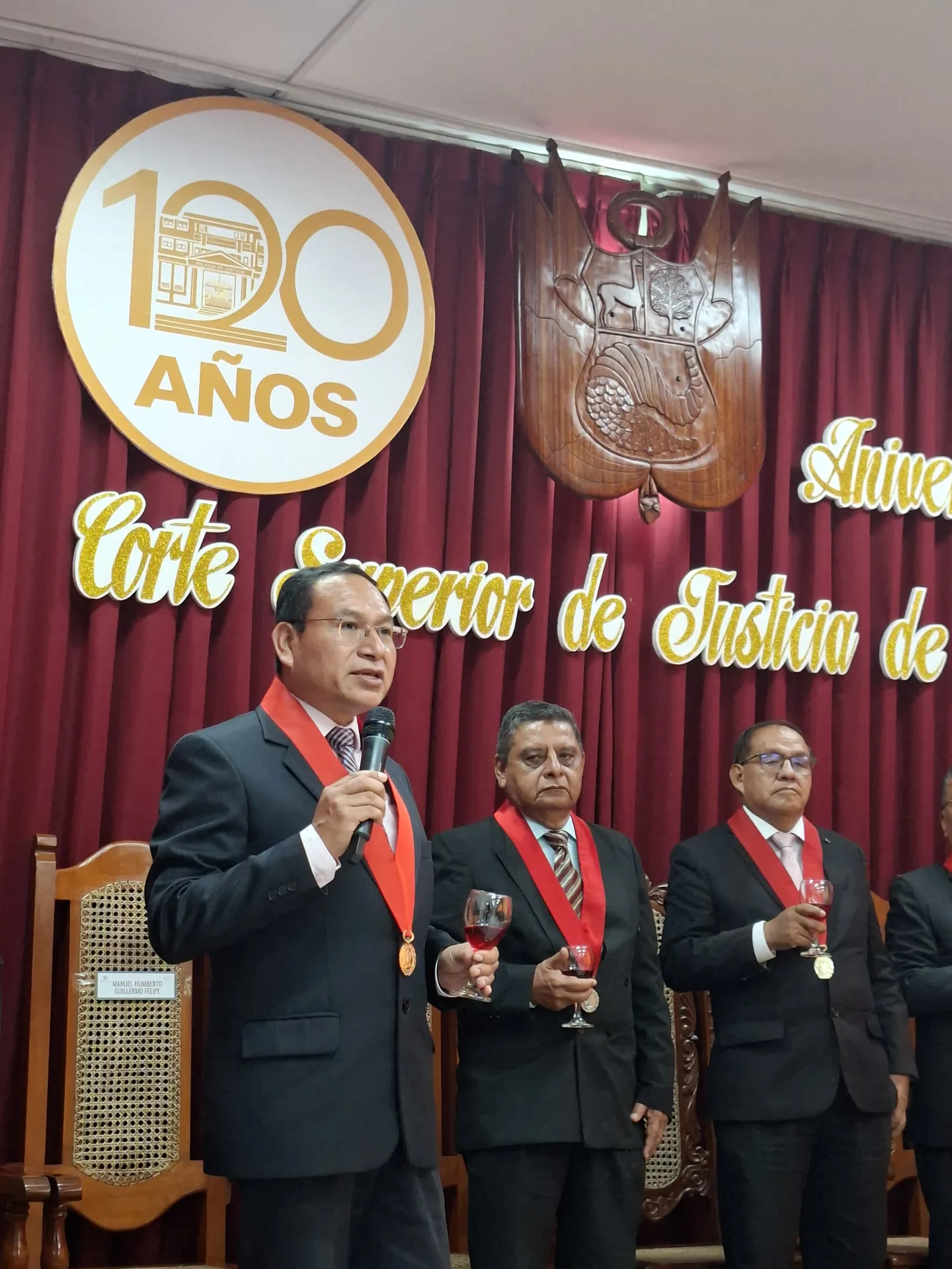 RECTORA DE LA UNAP PARTICIPA EN SESIÓN SOLEMNE POR LOS 120 AÑOS DE LA CORTE SUPERIOR DE JUSTICIA DE LORETO