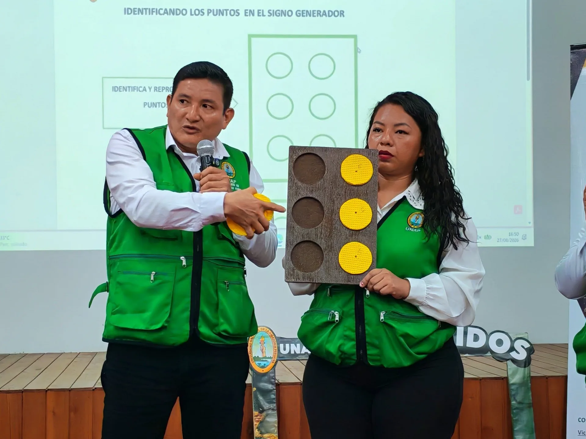 UNAP inaugura Taller de lengua de señas peruana y sistema braille para fortalecer la inclusión universitaria