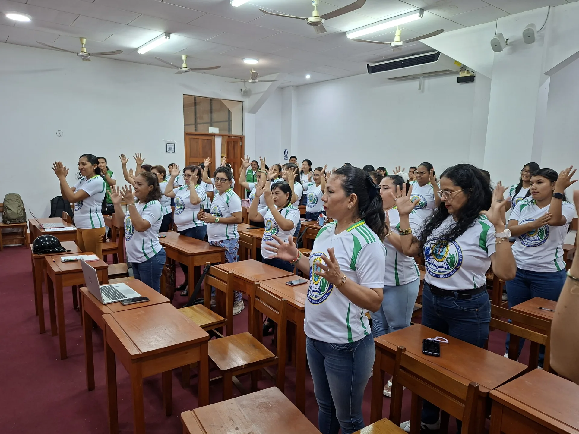 UNAP REALIZÓ CLAUSURA DEL TALLER DE LENGUA DE SEÑAS PERUANA Y MANEJO DEL SISTEMA BRAILLE FORTALECIENDO UNA UNIVERSIDAD INCLUSIVA
