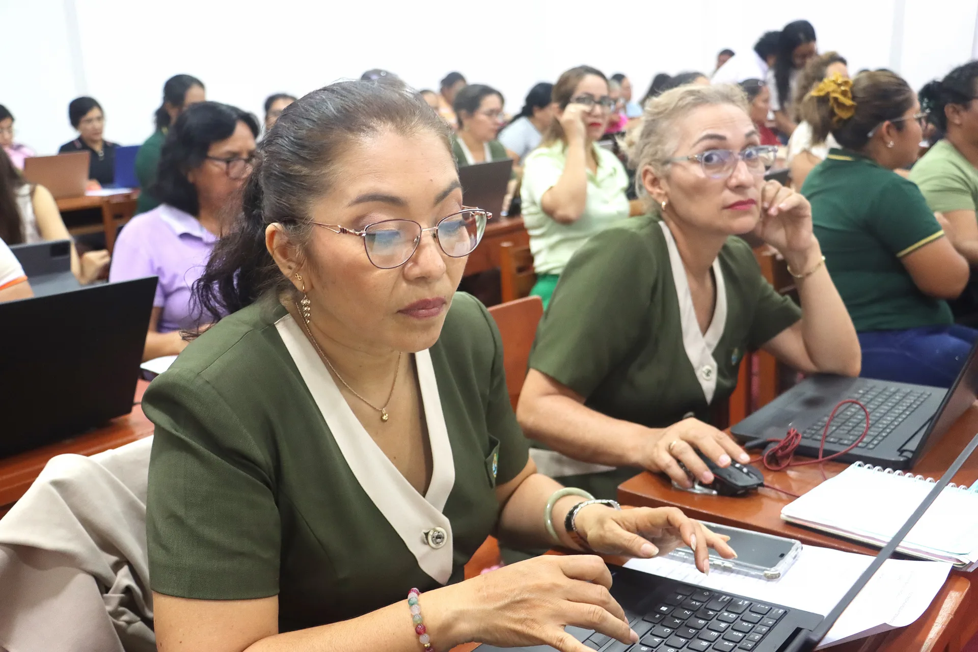 UNAP FORTALECIÓ LAS COMPETENCIAS DIGITALES DE SU PERSONAL ADMINISTRATIVO CON CURSO INTENSIVO DE MICROSOFT OFFICE