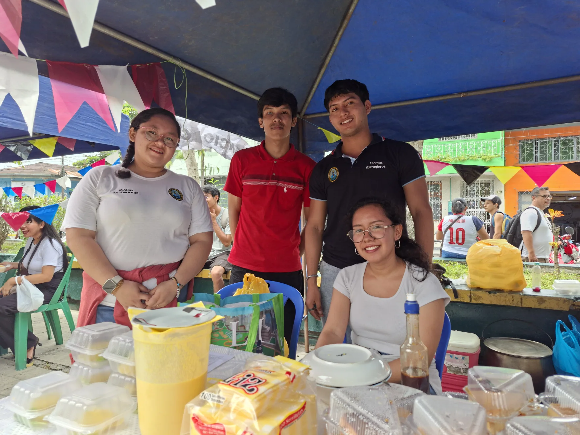 UNAP PROMUEVE EL ARTE, LOS IDIOMAS Y LA IDENTIDAD CULTURAL CON FESTIVAL EN LA PLAZA SERAFÍN FILOMENO