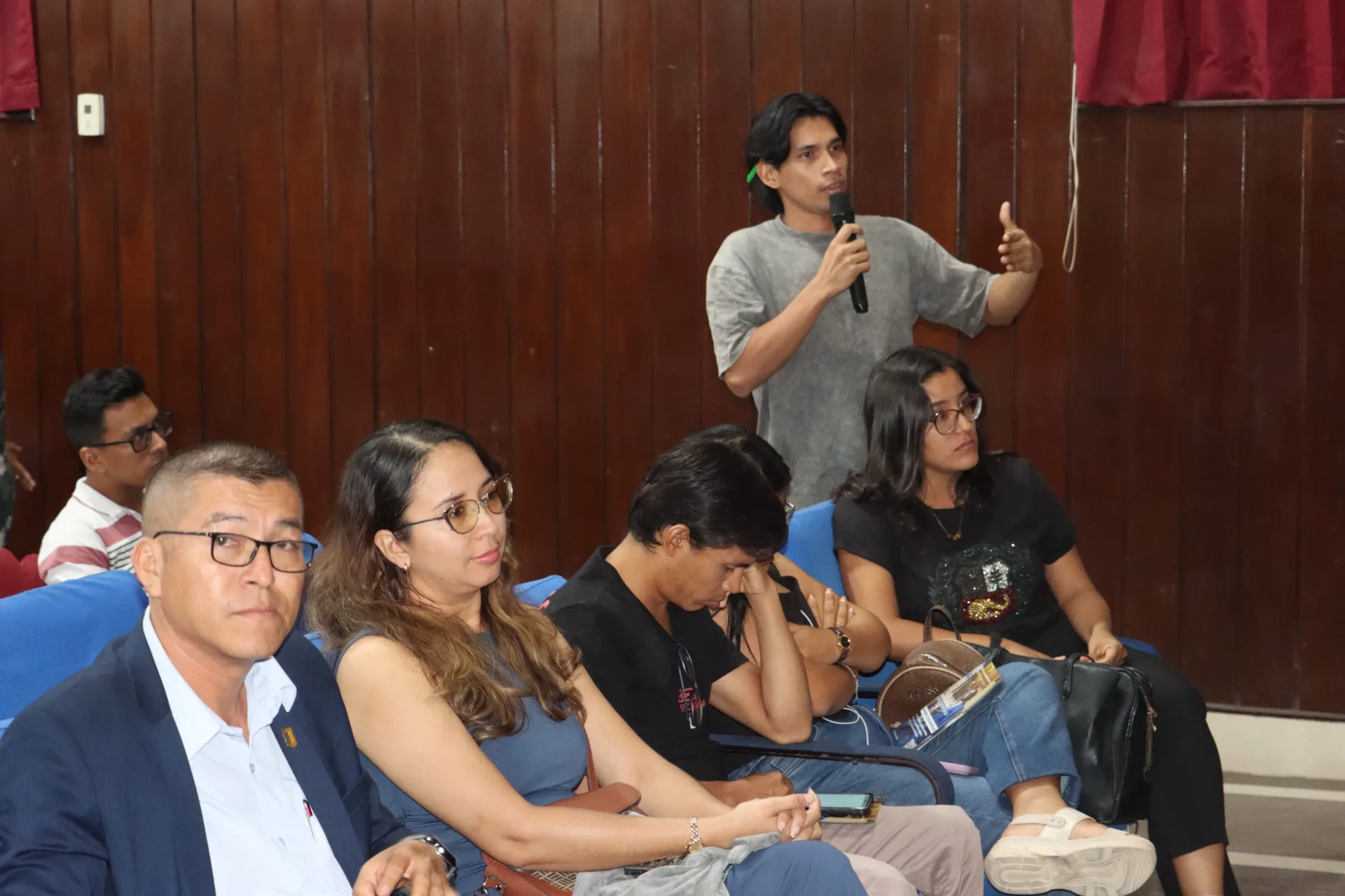 UNAP realizó charla informativa sobre becas Chevening para estudios de maestría en el Reino Unido
