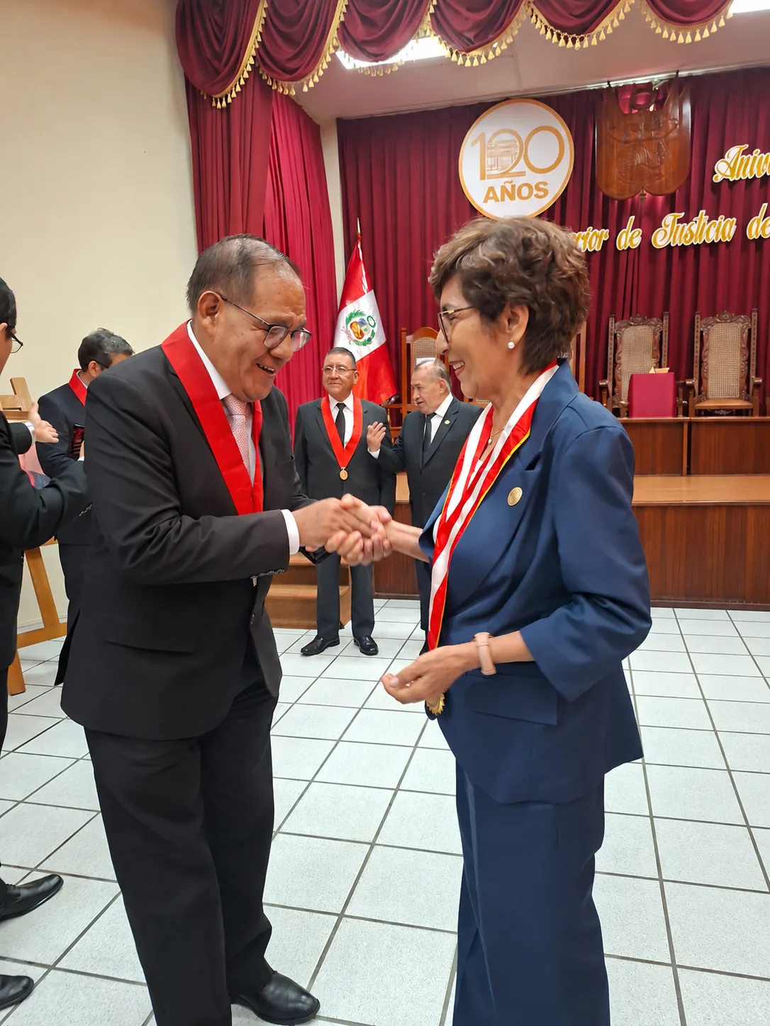RECTORA DE LA UNAP PARTICIPA EN SESIÓN SOLEMNE POR LOS 120 AÑOS DE LA CORTE SUPERIOR DE JUSTICIA DE LORETO