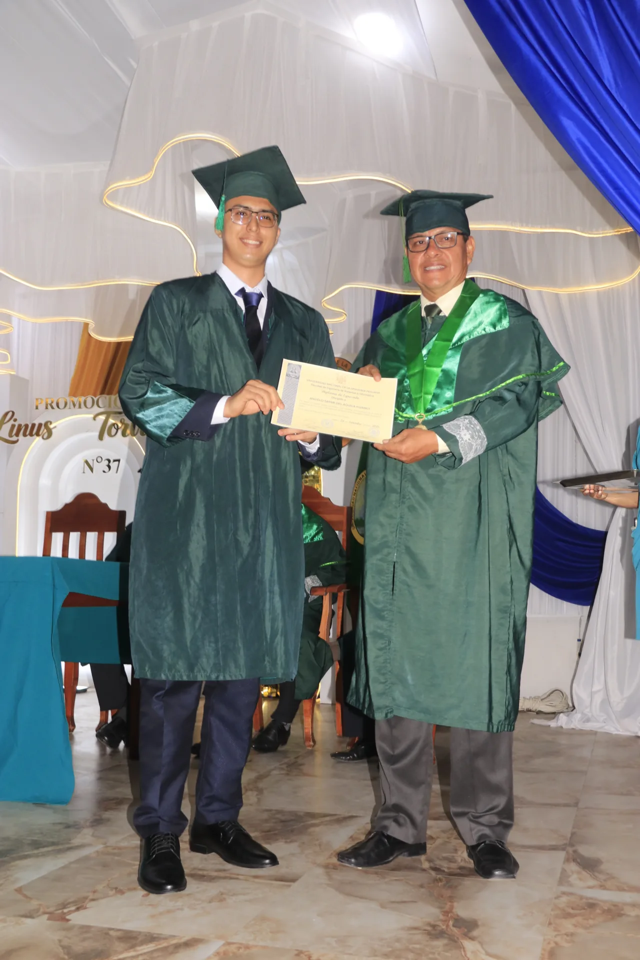 CEREMONIA DE COLACIÓN DE GRADO DE LA FACULTAD DE INGENIERÍA DE SISTEMAS E INFORMÁTICA DE LA UNAP