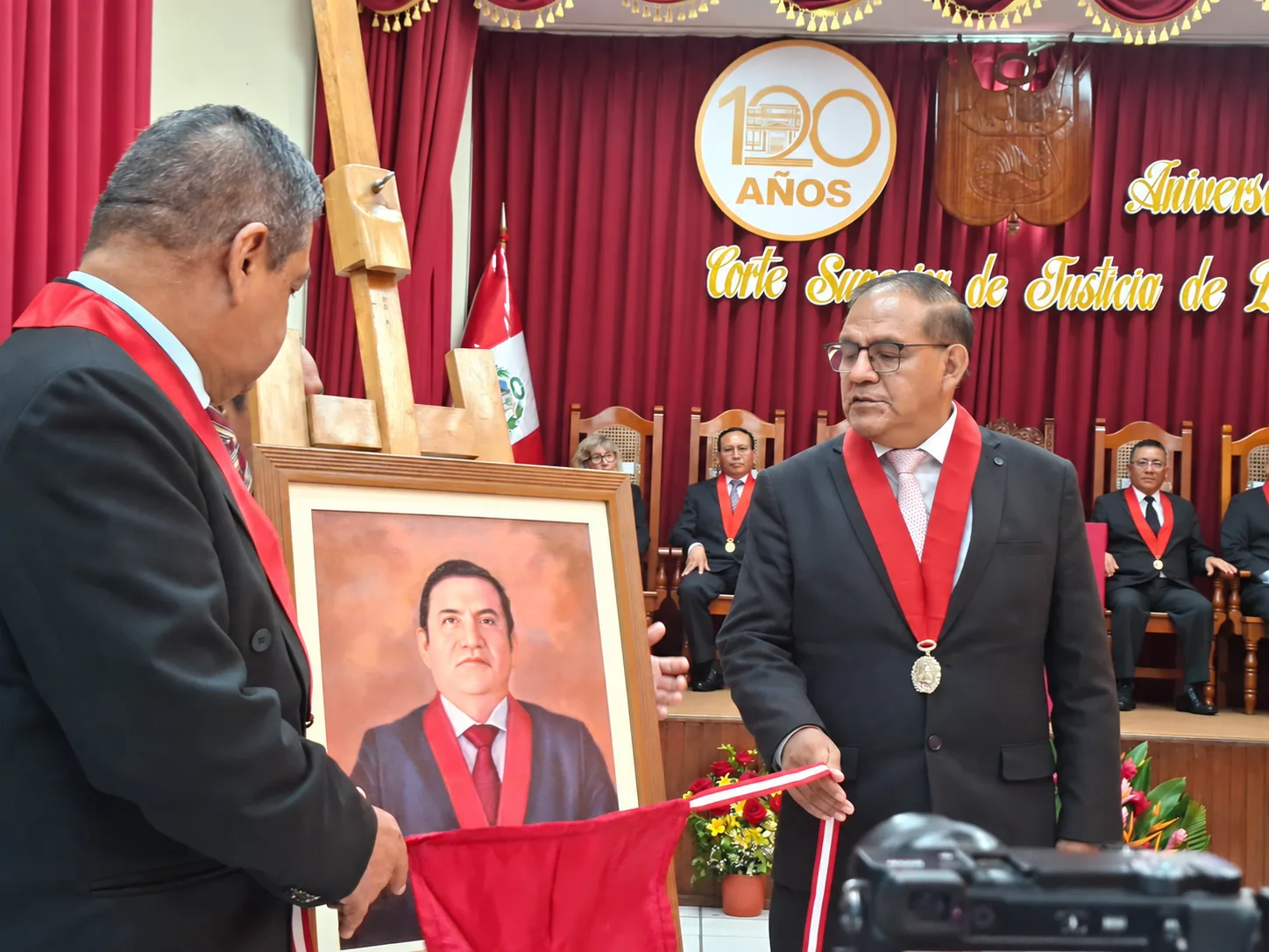 RECTORA DE LA UNAP PARTICIPA EN SESIÓN SOLEMNE POR LOS 120 AÑOS DE LA CORTE SUPERIOR DE JUSTICIA DE LORETO