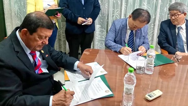 La UNAP y la Universidad de Hanyang de Corea del Sur firman memorando de entendimiento