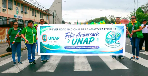 ¡Color y tradición! La UNAP celebra sus 64 años con un espectacular pasacalle