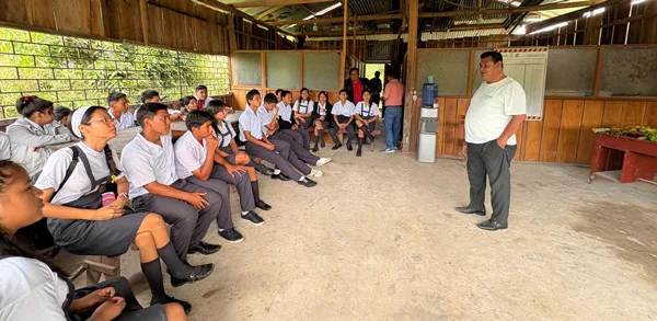 Visitas guiadas en el 63° aniversario de la Facultad de Agronomía de la UNAP