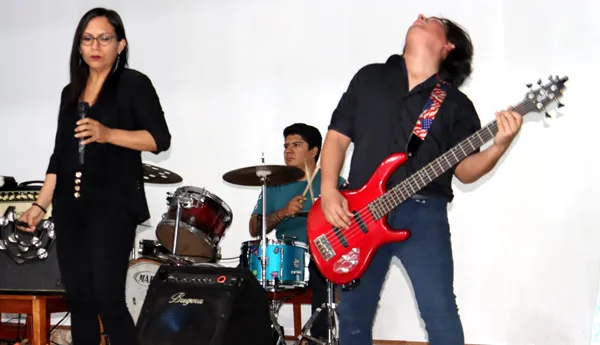 La UNAP conecta a Iquitos con los Estados Unidos a través de charla informativa y concierto cultural