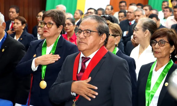 Sesión solemne por el 63° aniversario de inicio de actividades académicas de la UNAP