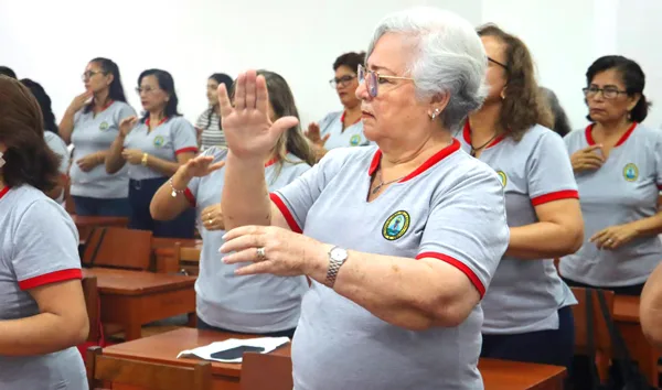 Curso taller "Lengua de señas para un servicio educativo inclusivo" en la UNAP