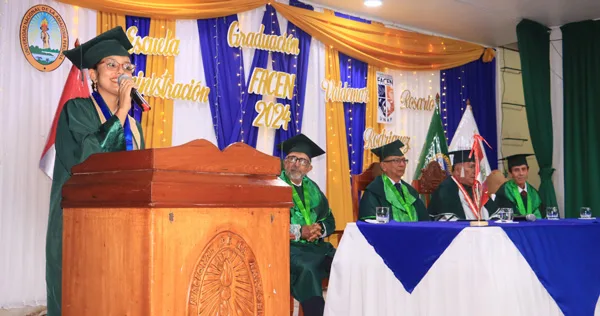 La Facen-UNAP celebró la graduación de 86 nuevos profesionales de la carrera de Administración