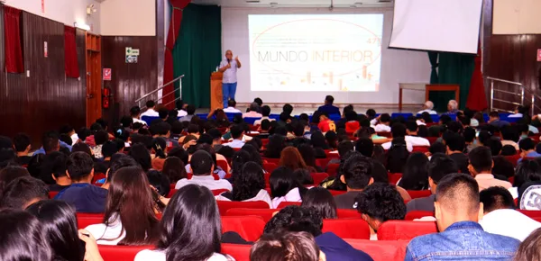 Evento sobre empleabilidad y competitividad juvenil reunió a destacados empresarios en la UNAP
