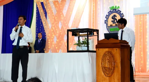 Estudiantes de la FISI-UNAP deslumbran con innovación tecnológica en Iquitos