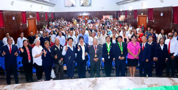Inicio de clases para ingresantes del Programa de Profesionalización de Docentes No Titulados y Auxiliares en la UNAP