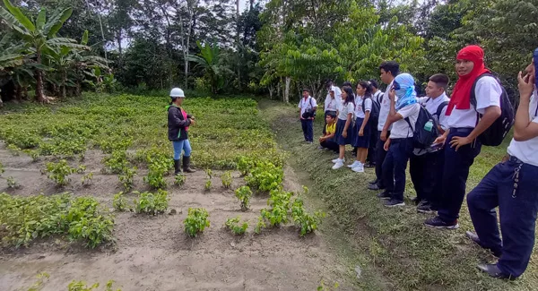 Visitas guiadas en el 63° aniversario de la Facultad de Agronomía de la UNAP