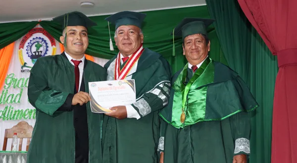 Egresan nuevos profesionales de la Facultad de Industrias Alimentarias de la UNAP