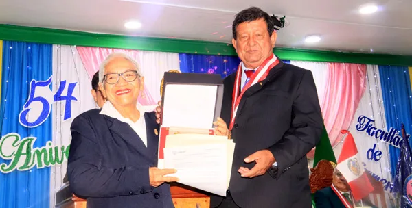 Ceremonia central por el 54° aniversario de la Facultad de Enfermería-UNAP